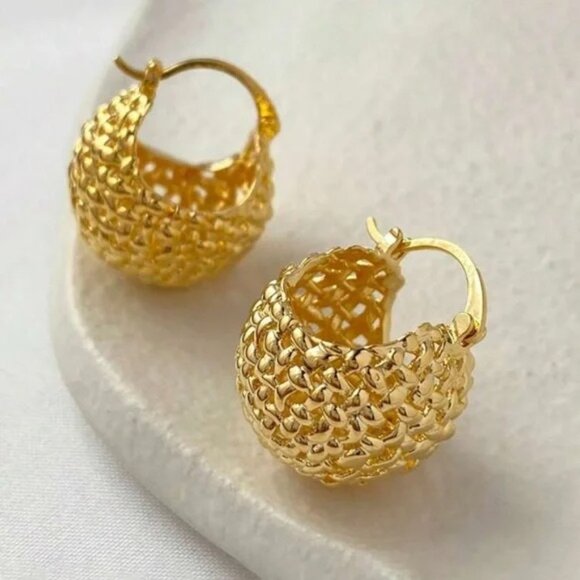 Marielle Basket Gold Earrings - Picture 1 of 3